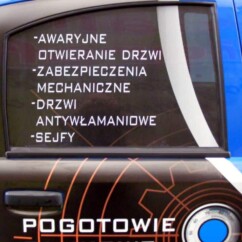 projekt graficzny reklamy oklejanie szyby samochodu