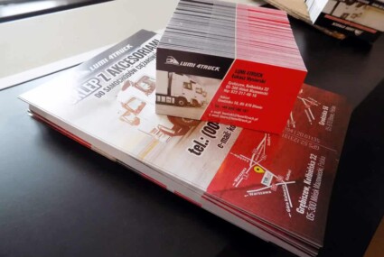 Jakie reklamy dla firmy ulotki wizytówki dwustronne